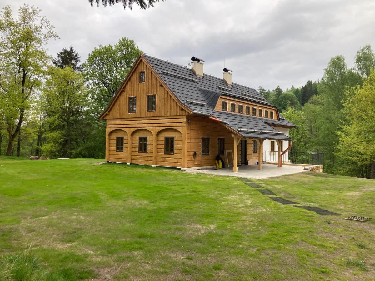 Villa Na Jeleni Stezce à Chřibská Extérieur photo