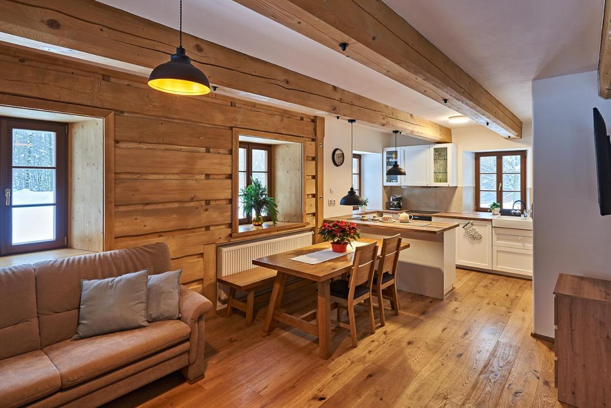 Villa Na Jeleni Stezce à Chřibská Extérieur photo